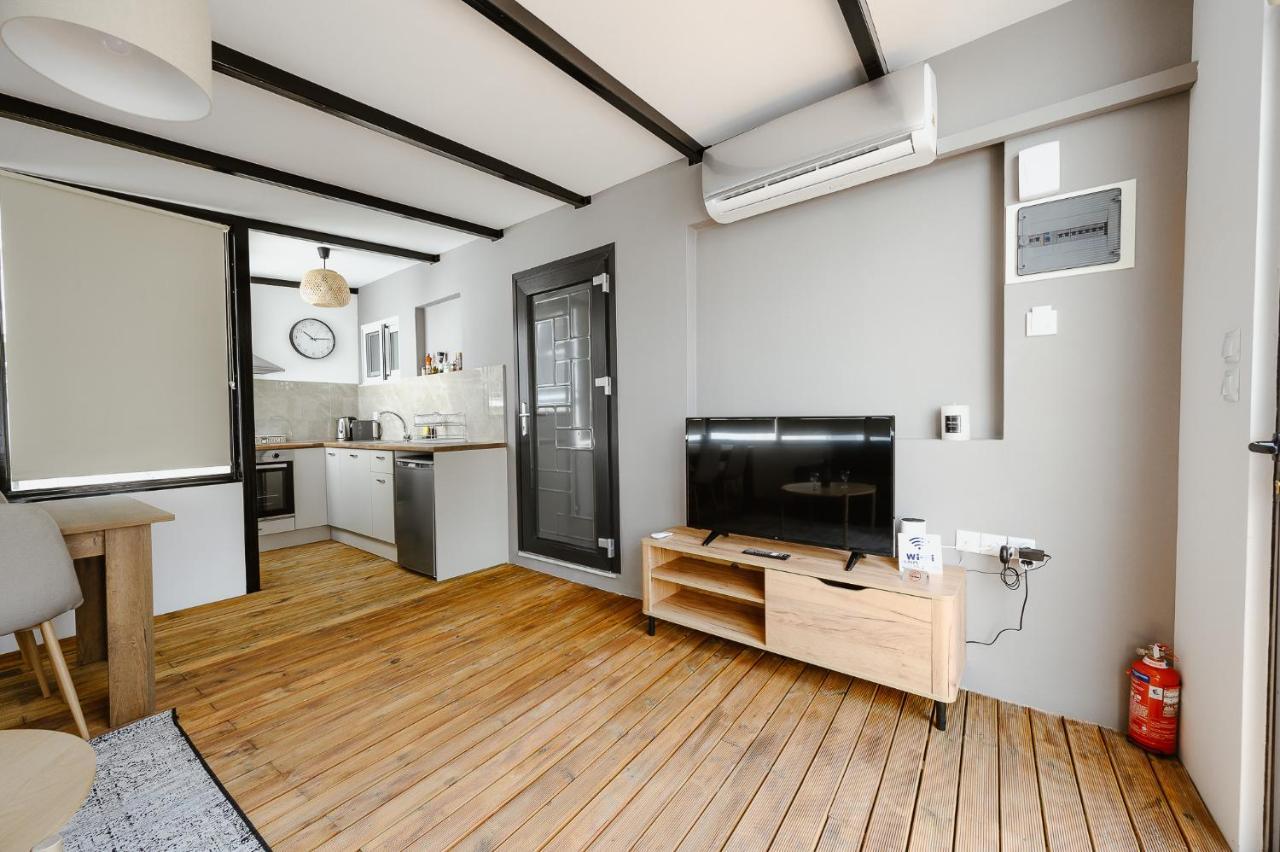 Lb Luxury Apartments Volos Exterior photo